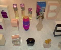 Bottiglie di profumi vuote  complete di scatola da collezione