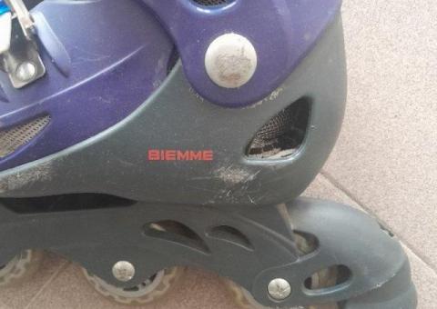 Pattini Biemme in linea regolabili in misura piede da 37 a 40 in buono stato. - 2/3