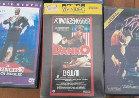 Vhs originali Completi di custodia a 10 euro cadauno completi di tutto - 1/3