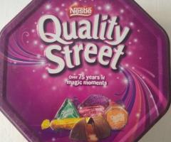 Scatola latta Ottagonale Quality Street grande da collezione vuota