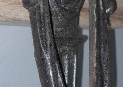 Batacchio Battente in Ferro Forgiato Antico a forma di Cristo XVIII secolo completo - 1/4